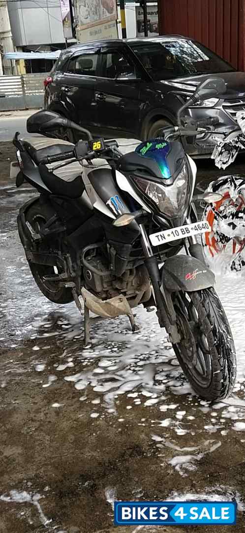 Bajaj Pulsar 200 NS Bajaj Pulsar 200 NS