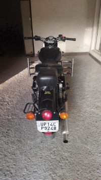 Black Royal Enfield Classic 350