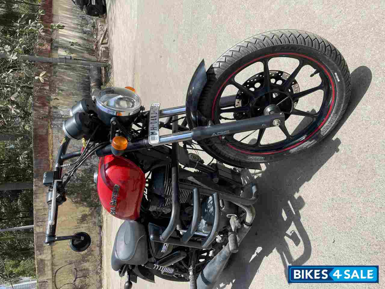 Red Royal Enfield Thunderbird X 350