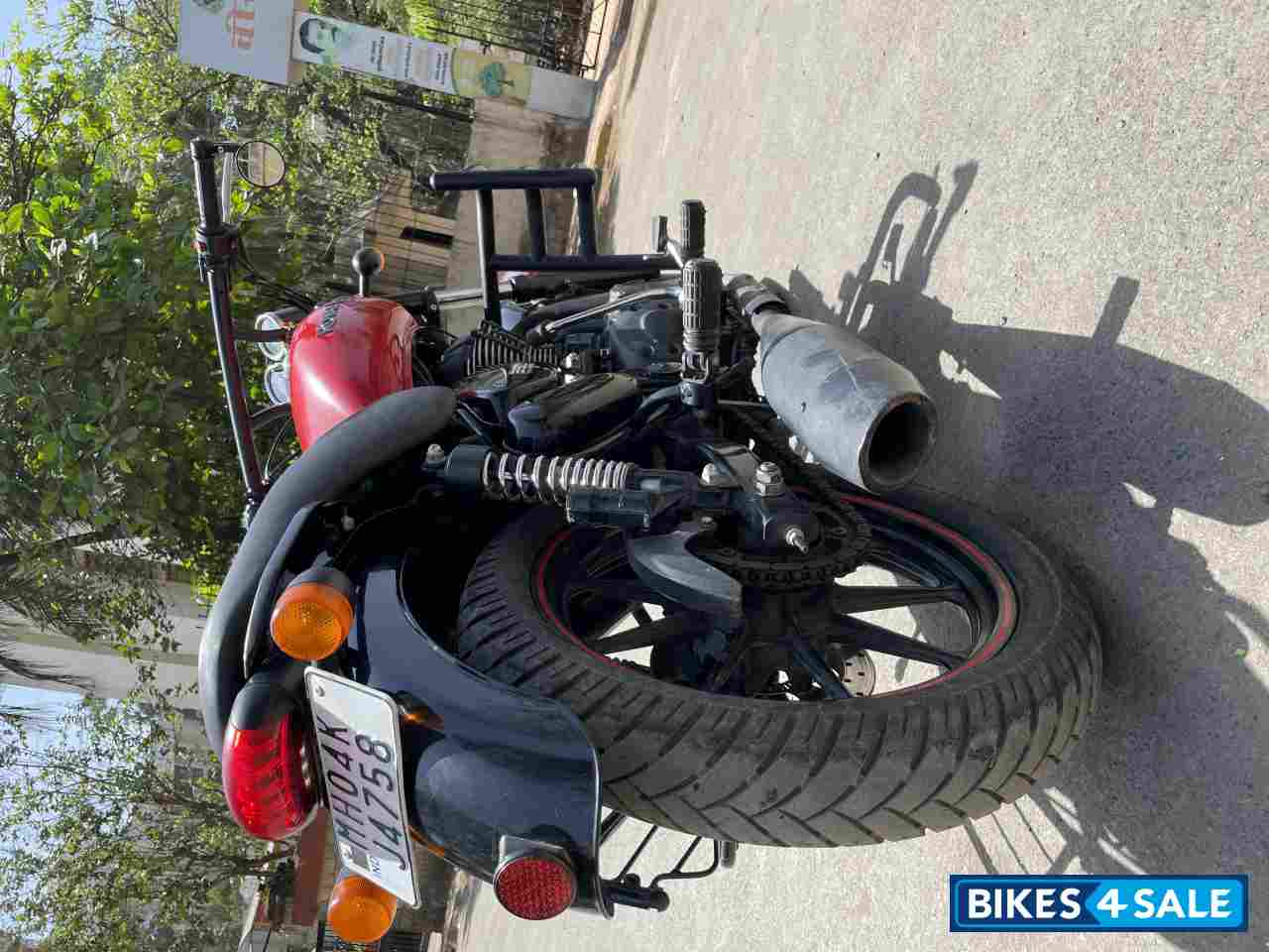 Red Royal Enfield Thunderbird X 350