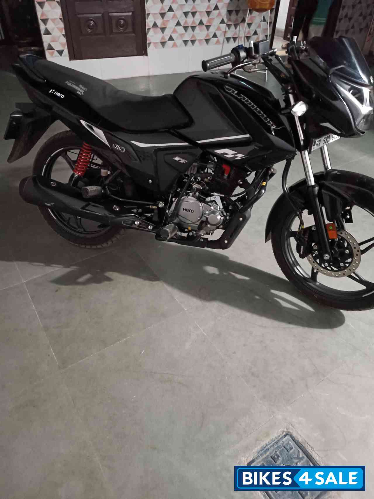 Black Hero Glamour Xtec