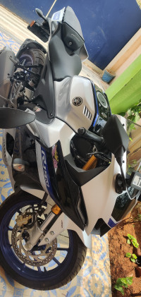 Yamaha R15M