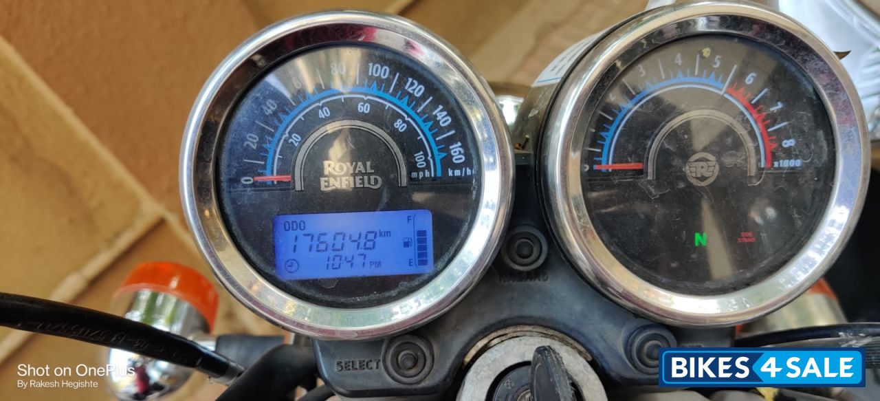 Lightning Black Royal Enfield Thunderbird 350 Lightning Black Royal Enfield Thunderbird 350