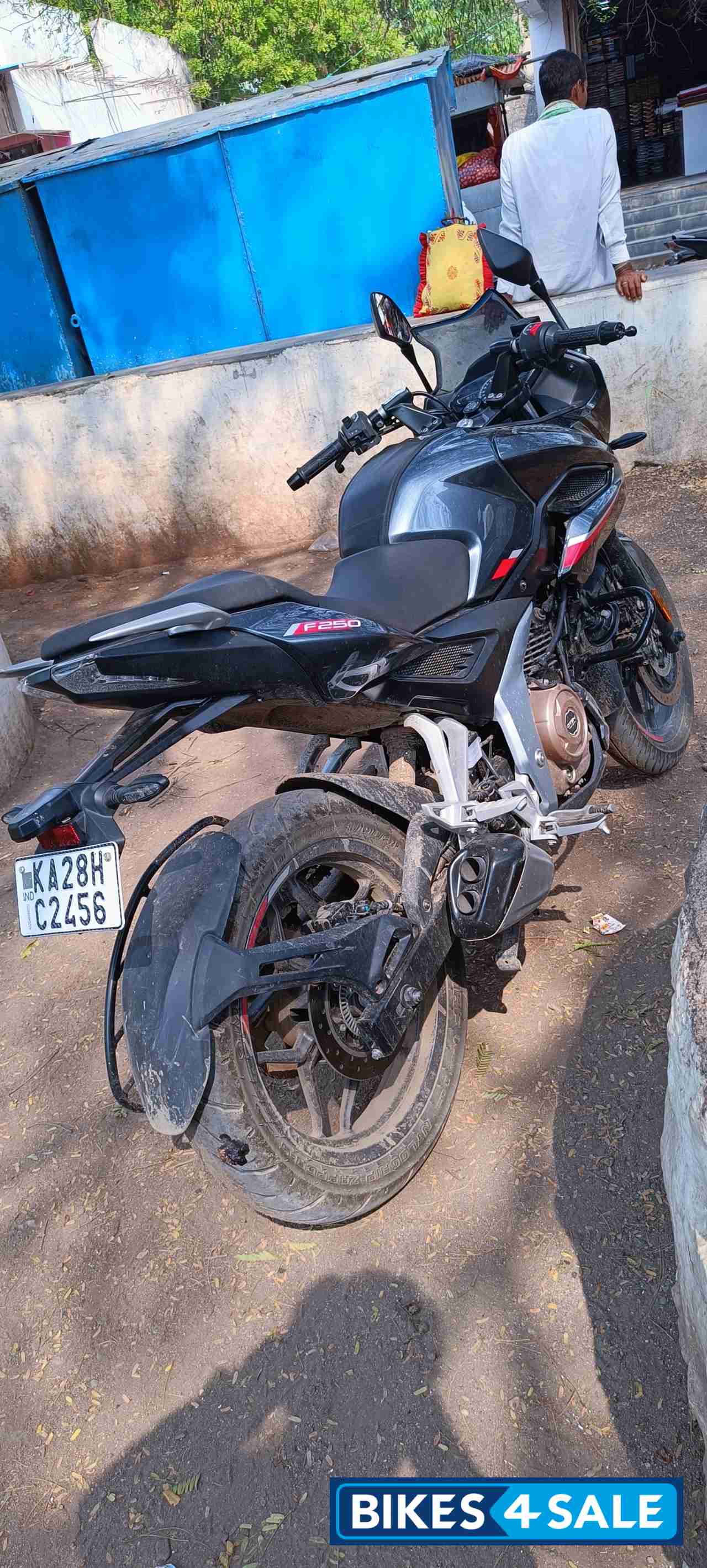 Bajaj Pulsar F250