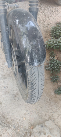 Matt Black Bajaj Avenger Street 220