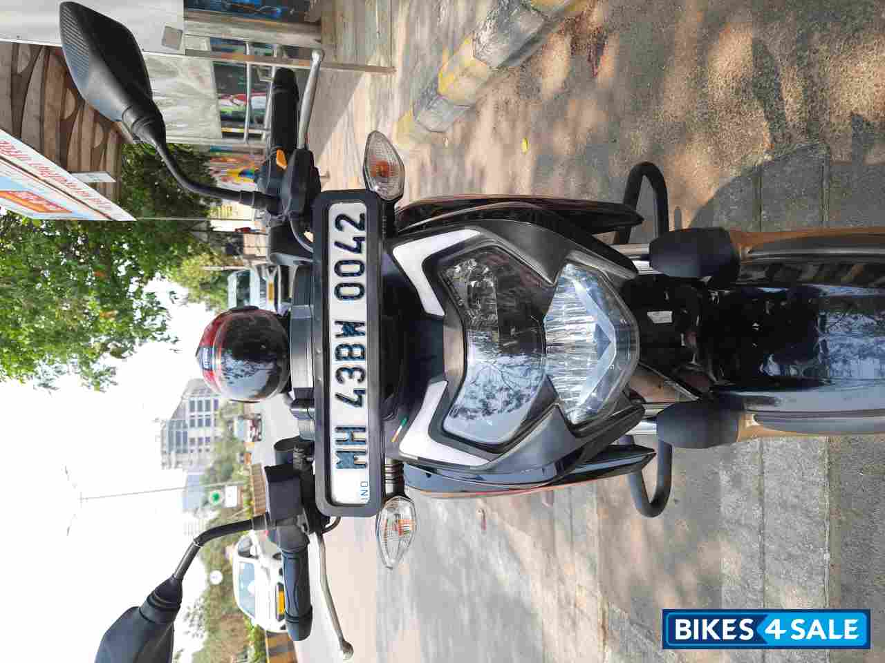 Black TVS Apache RTR 200 4V 2020