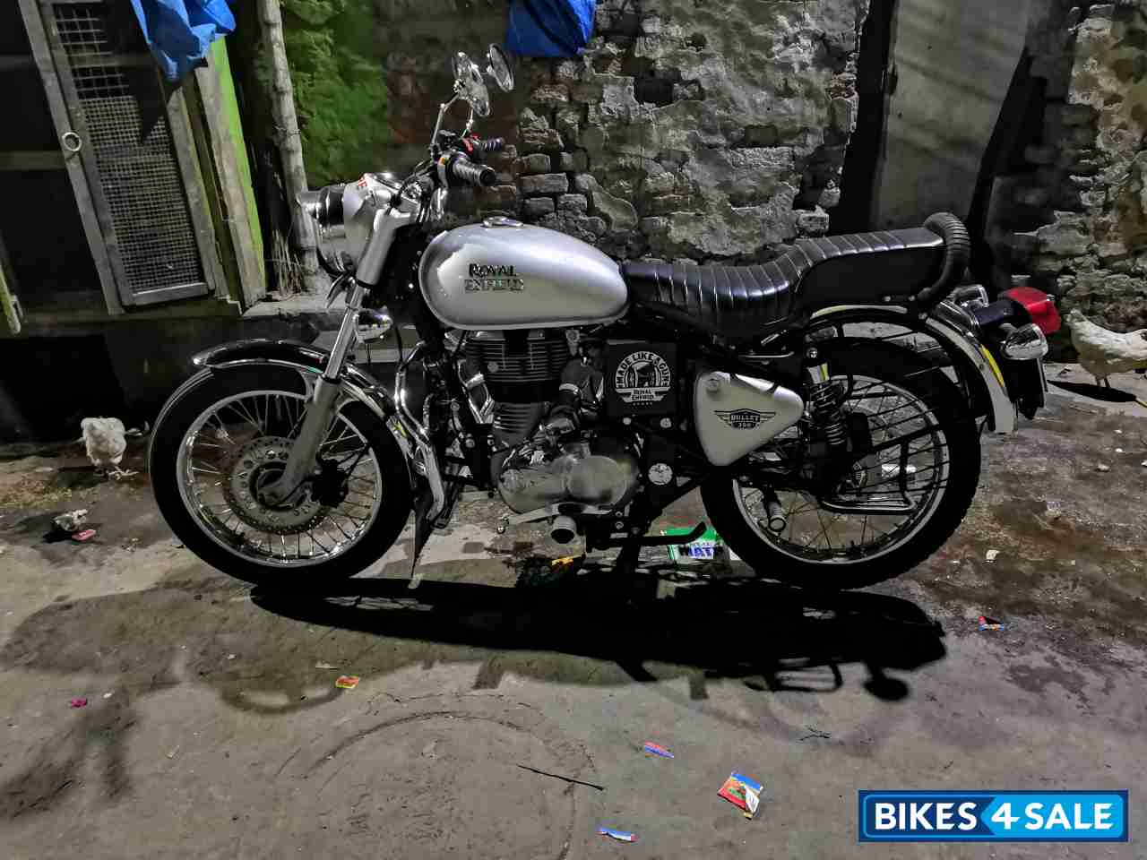 Grey Royal Enfield Bullet Electra Twinspark