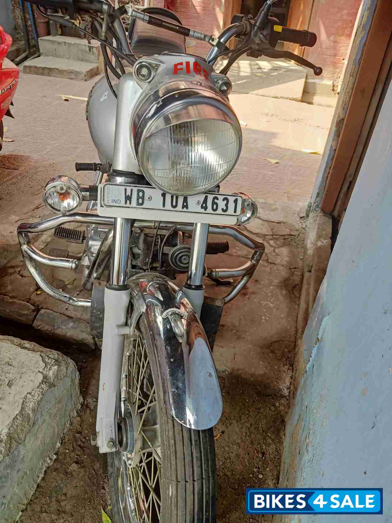 Grey Royal Enfield Bullet Electra Twinspark