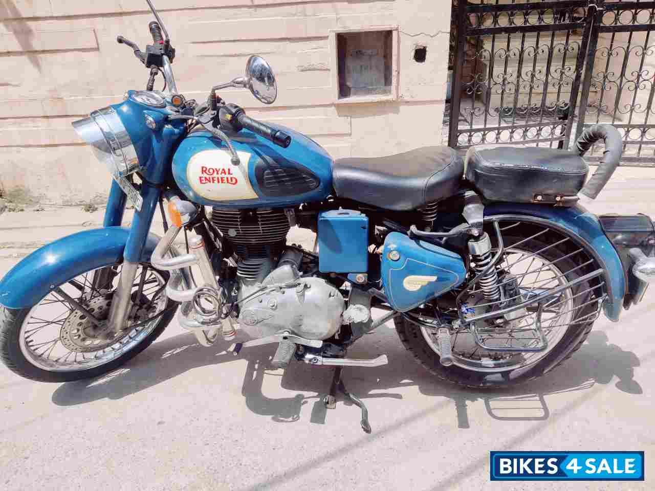 Blue Lagoon Royal Enfield Classic 350 Blue Lagoon Royal Enfield Classic 350