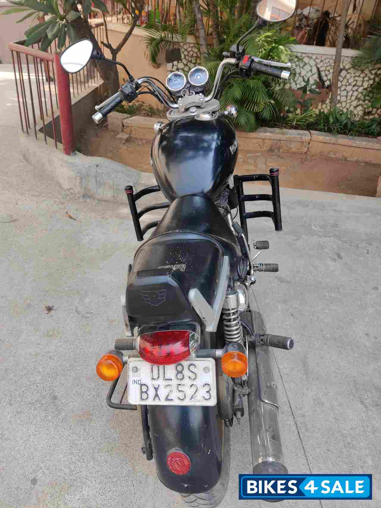 Stone Black Royal Enfield Thunderbird 500