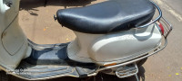 White Vespa LX 125