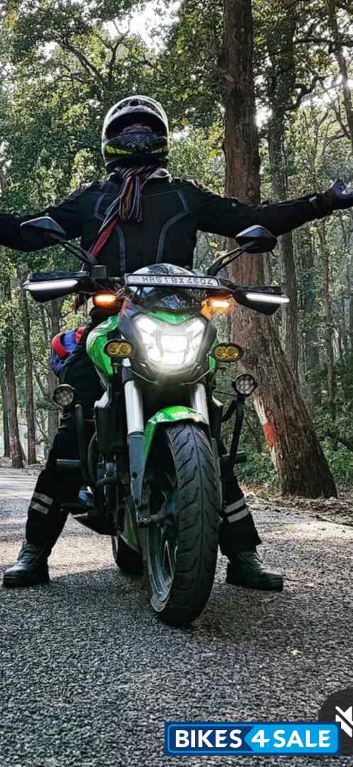 Green Bajaj Dominar 400 ABS BS6