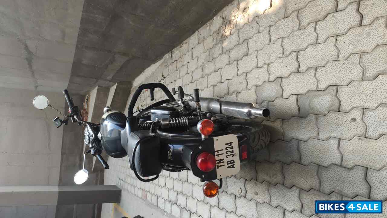 Royal Enfield Classic 350 Royal Enfield Classic 350