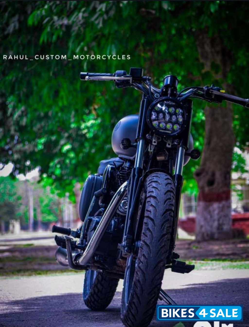 Royal Enfield Classic 500