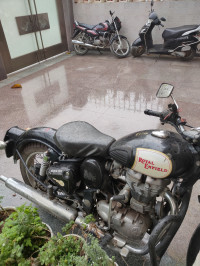 Black Royal Enfield Classic 350