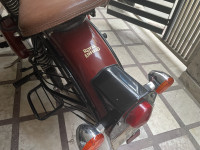 Chestnut Royal Enfield Classic 350