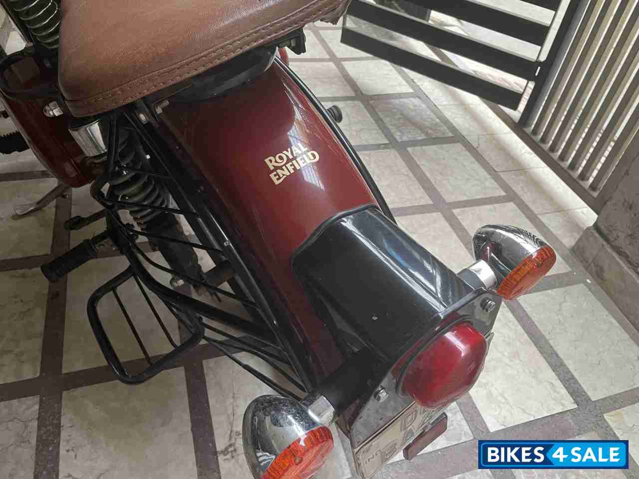 Chestnut Royal Enfield Classic 350 Chestnut Royal Enfield Classic 350