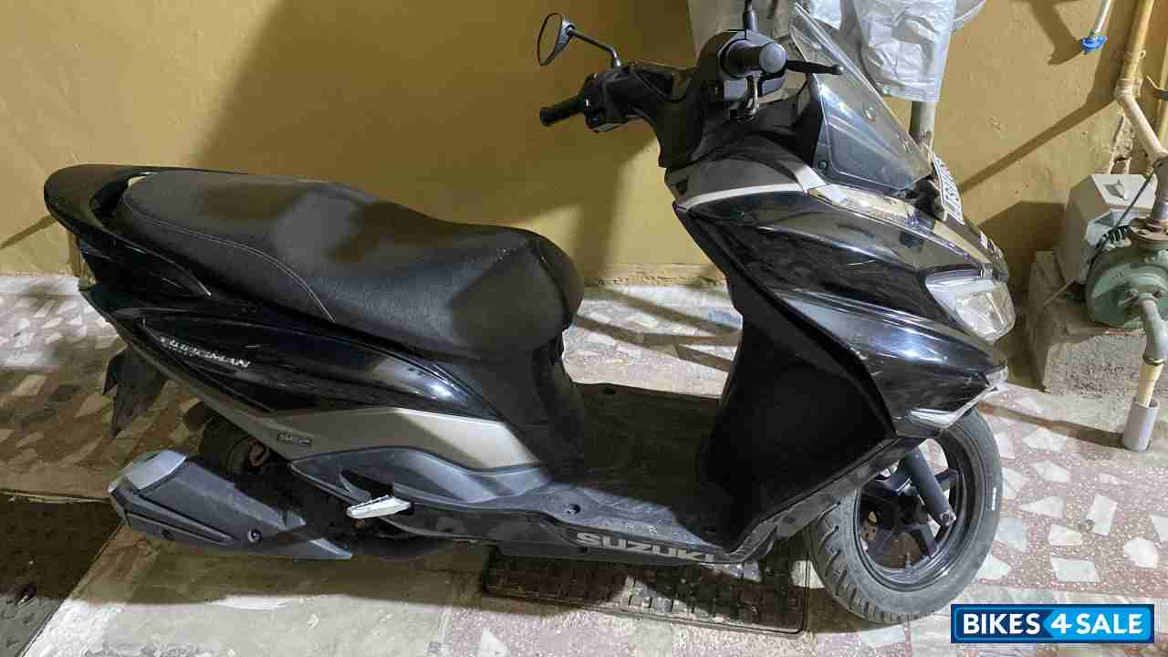 Black Suzuki Burgman Street