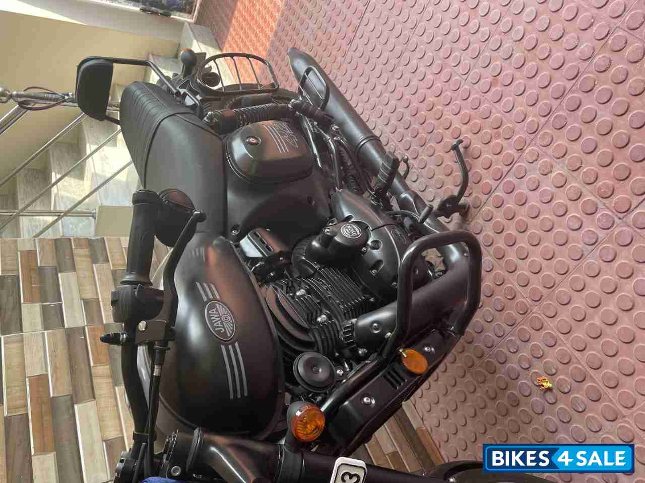 Jawa 42 Dual Channel ABS AllStar Black