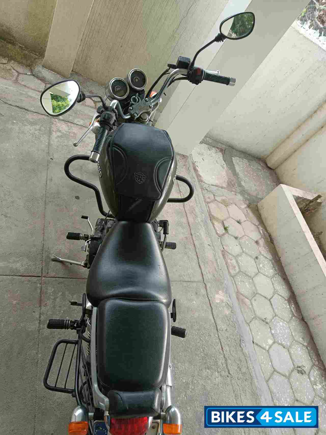 Royal Enfield Thunderbird 350