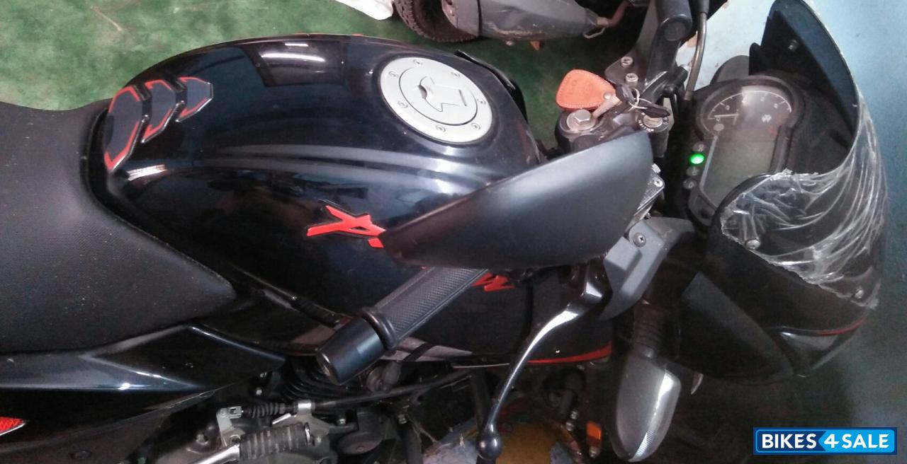 Bajaj Pulsar 125 Split Seat