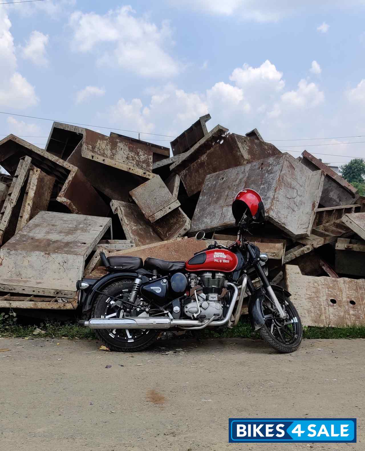 Royal Enfield Classic 350 Redditch Red