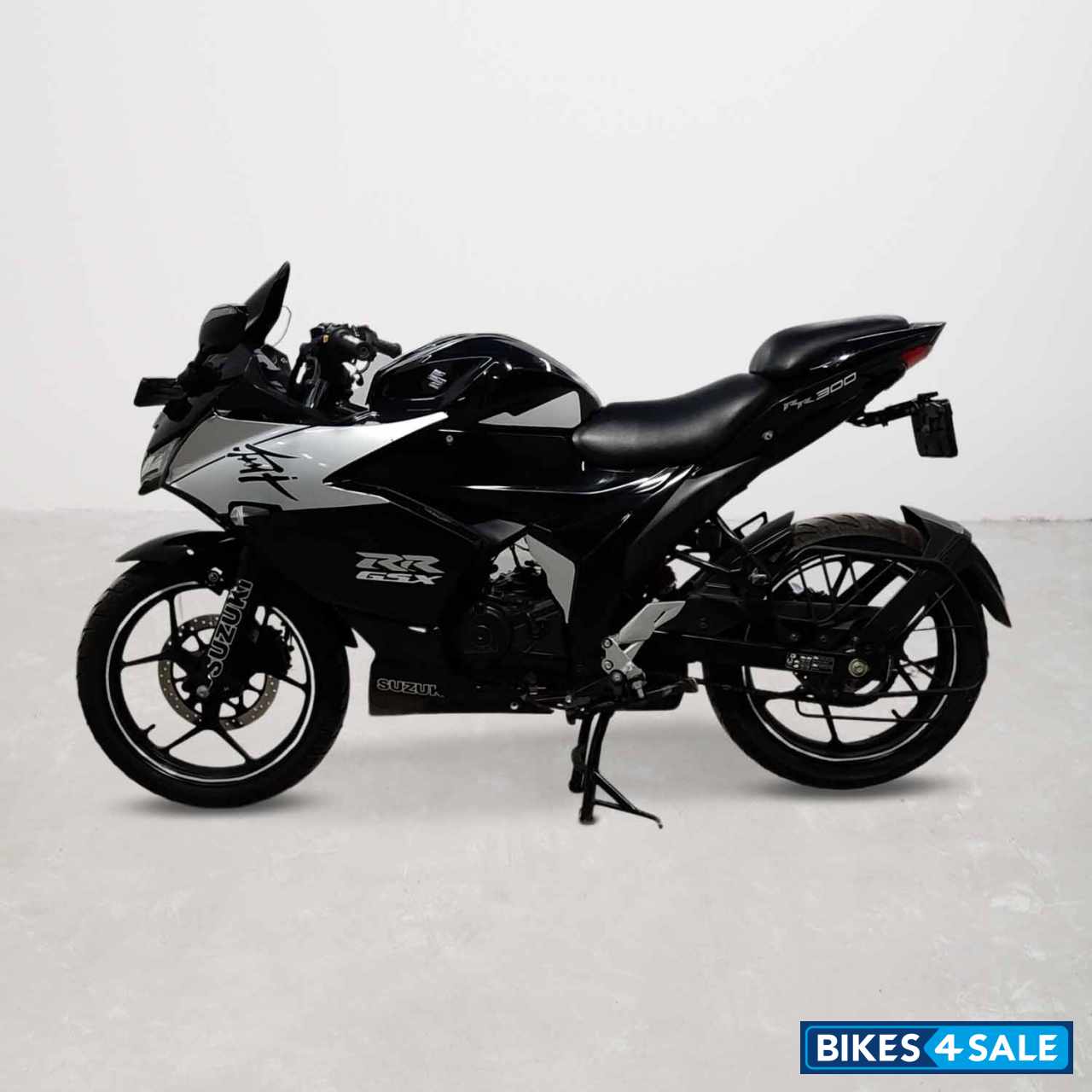 Suzuki Gixxer SF