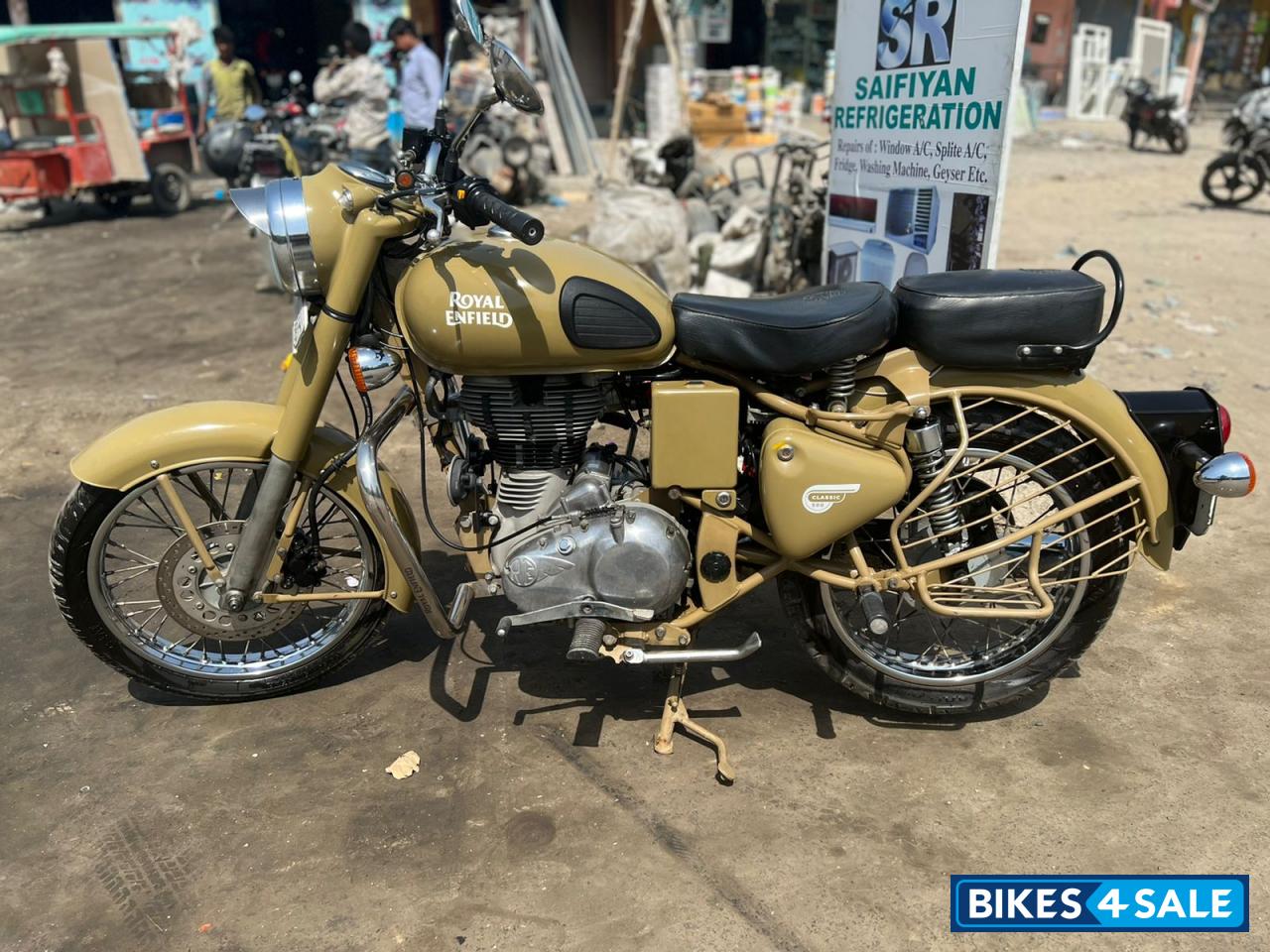 Royal Enfield Classic Desert Storm