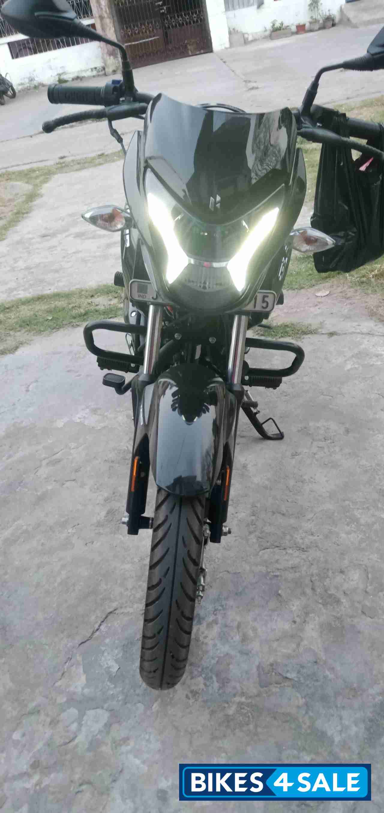 Black Hero Glamour Xtec