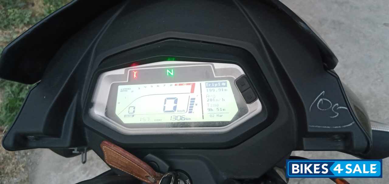 Black Hero Glamour Xtec