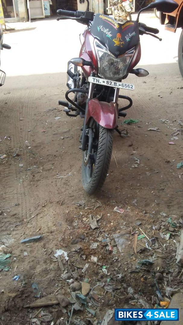 Wine Red Bajaj Discover 150 S