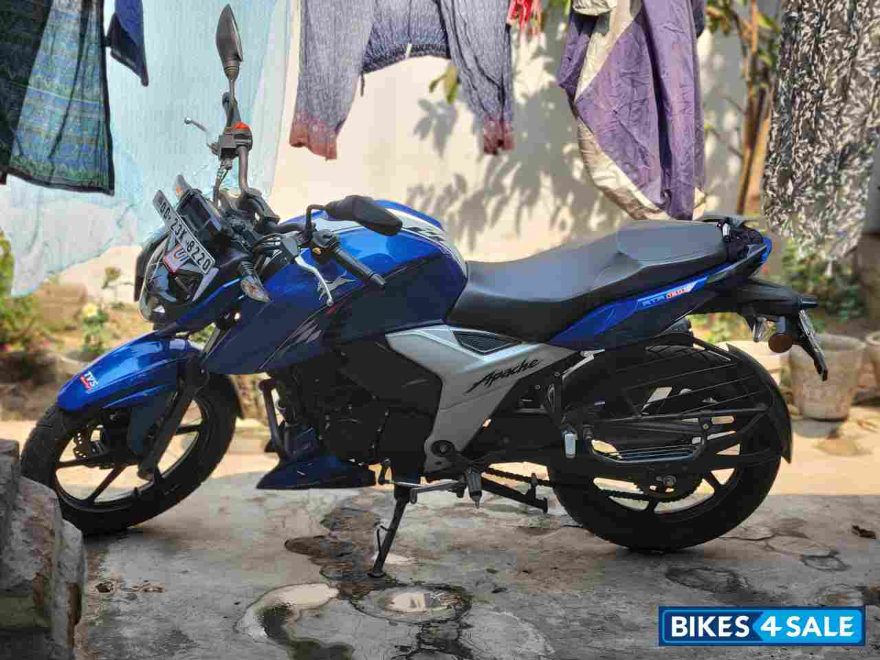 TVS Apache RTR 160 4V BS6
