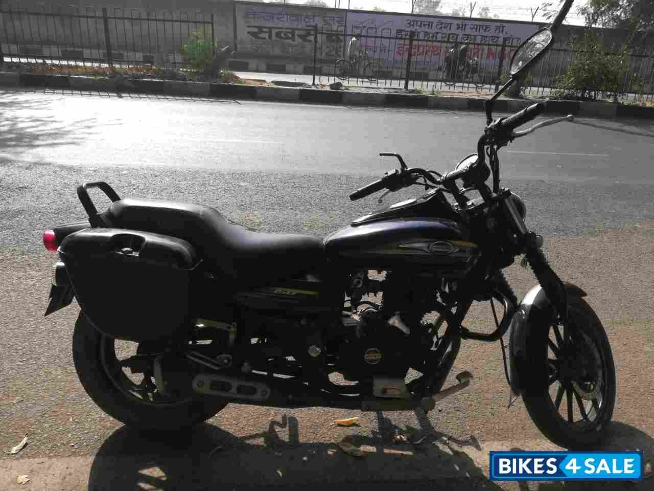 Bajaj Avenger Street 150