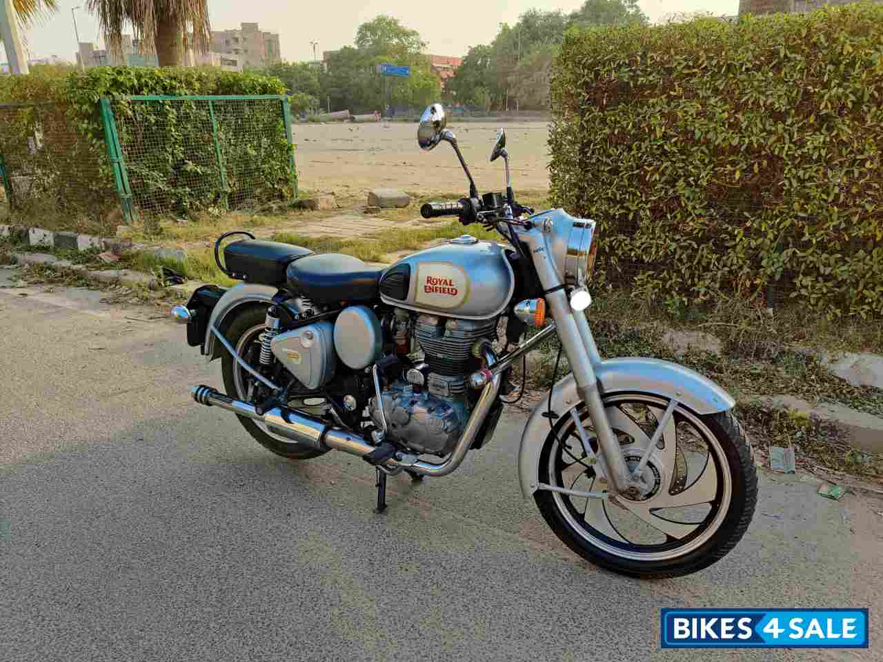Royal Enfield Classic 350