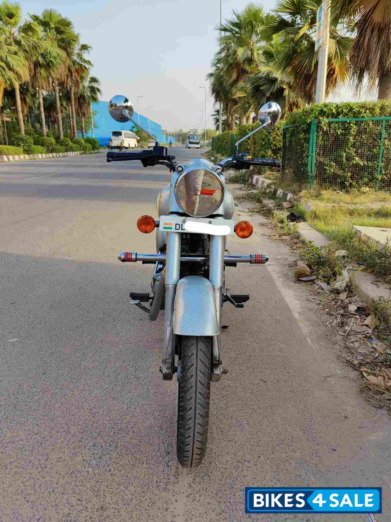 Royal Enfield Classic 350 Royal Enfield Classic 350