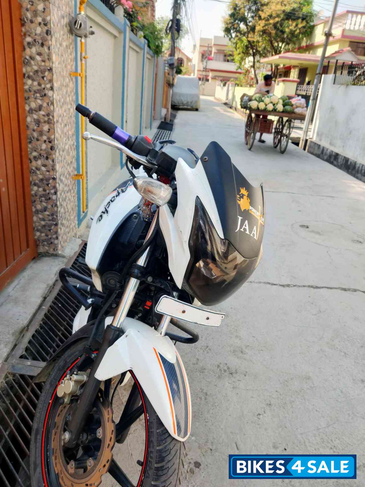 TVS Apache RTR 160