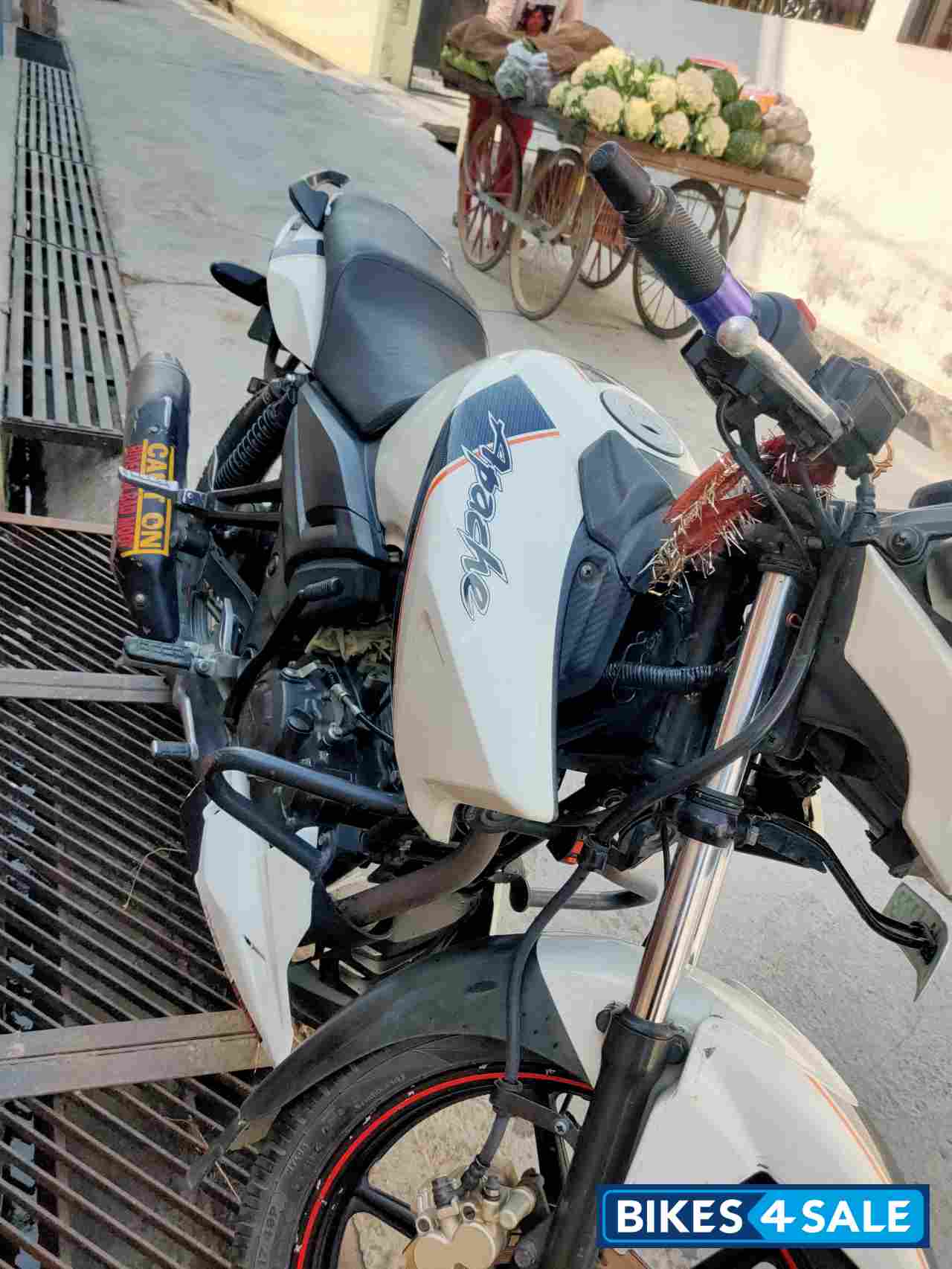 TVS Apache RTR 160