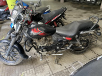 Black Bajaj Avenger Street 220