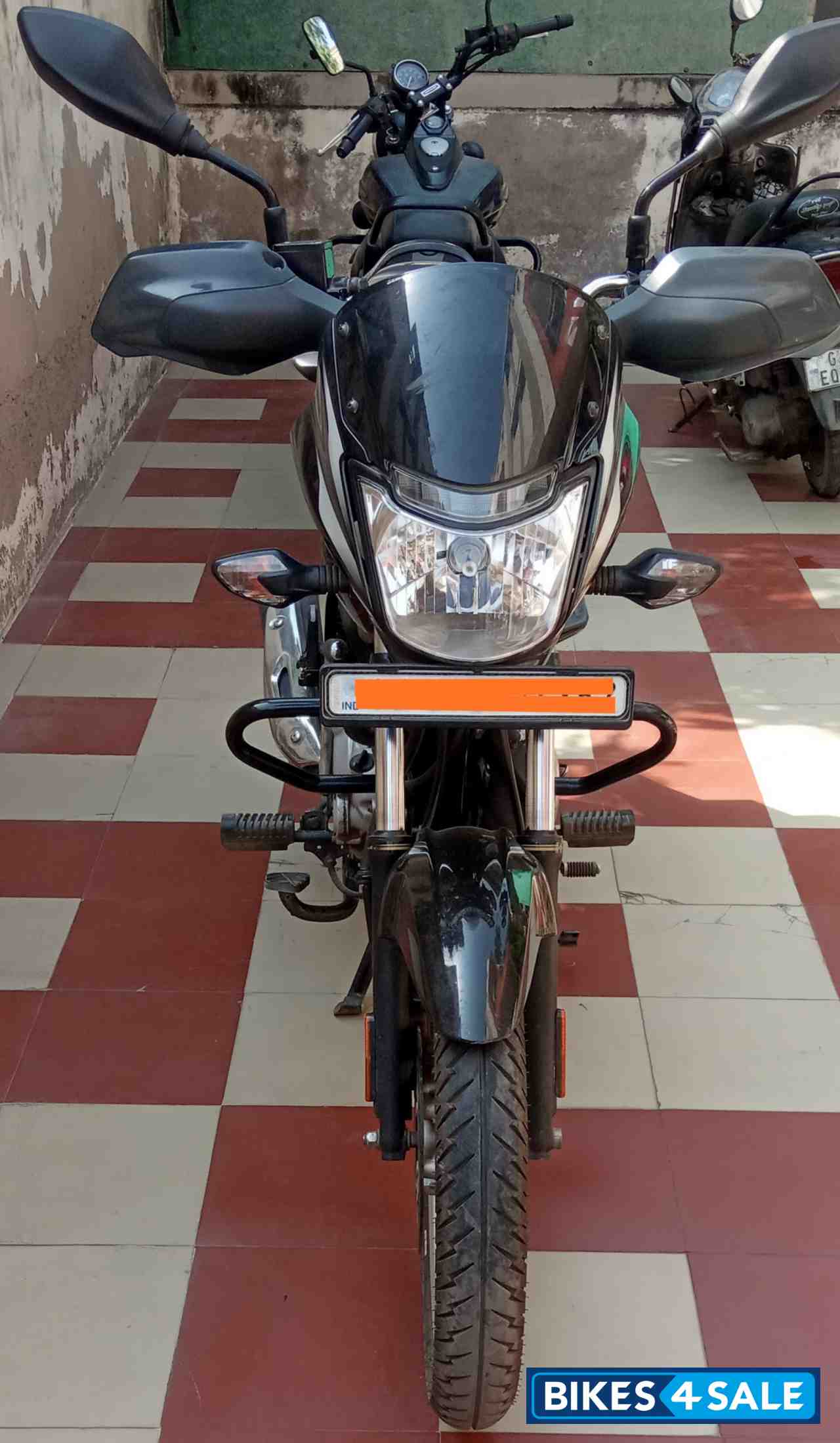 Black & Silver Bajaj Platina 100 ES BS6