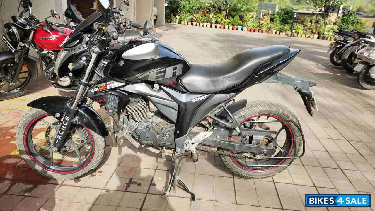 Suzuki Gixxer 150