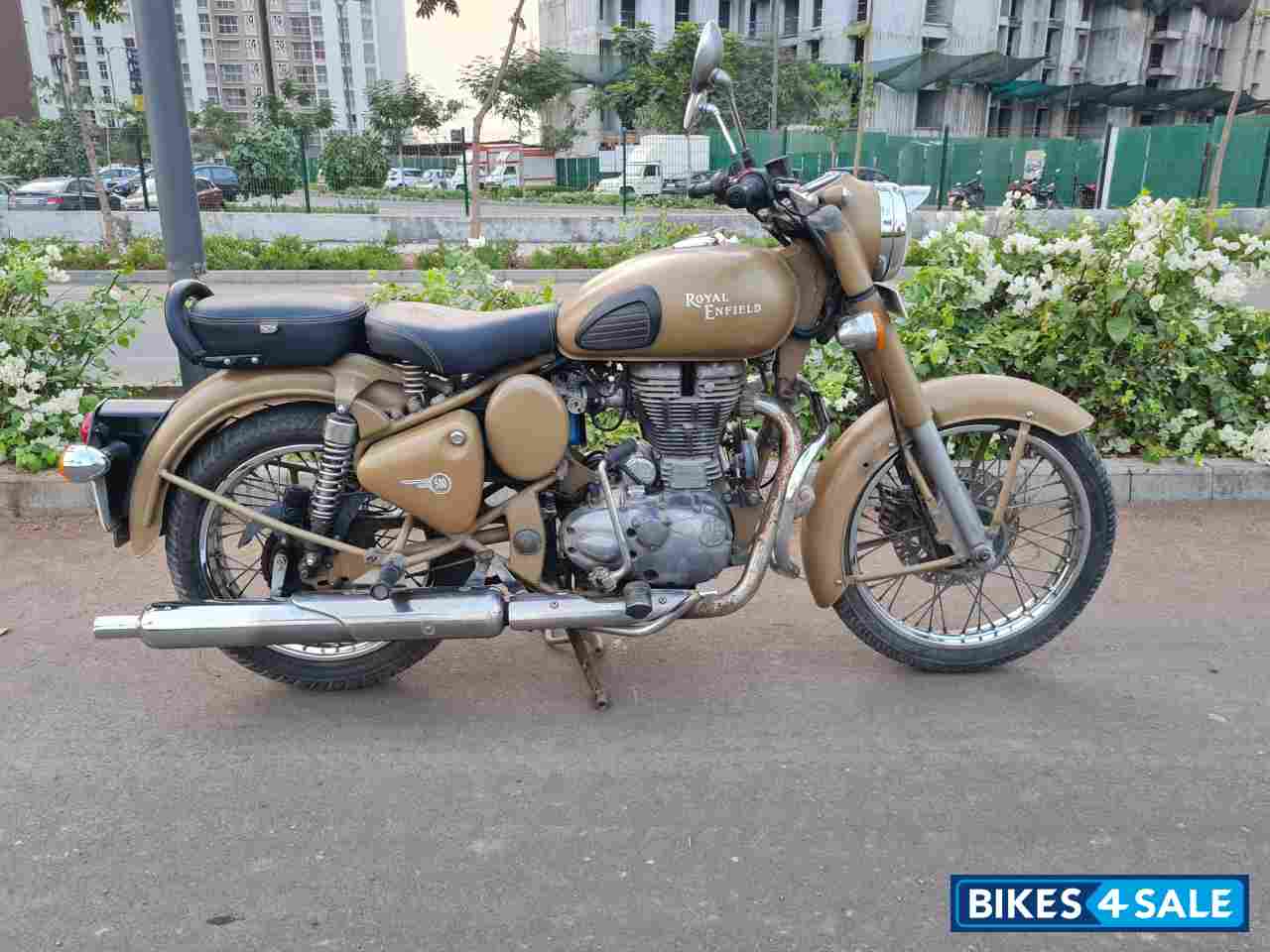 Royal Enfield Classic Desert Storm