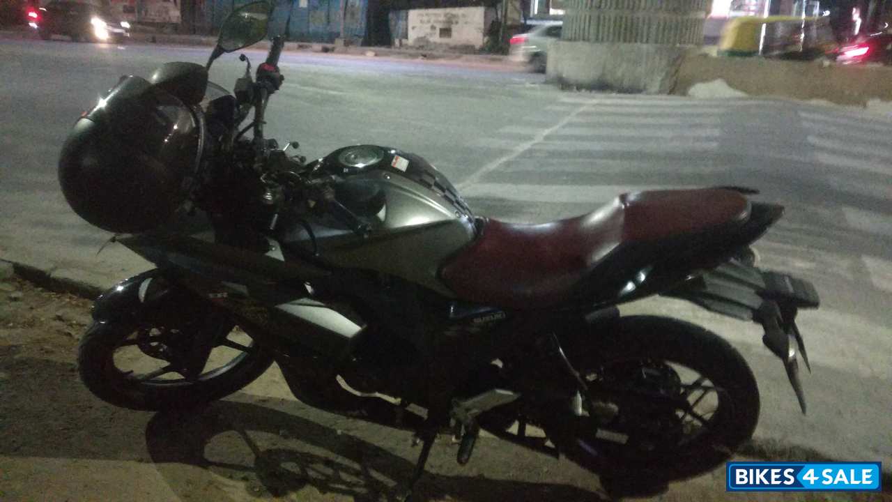 Suzuki Gixxer SF