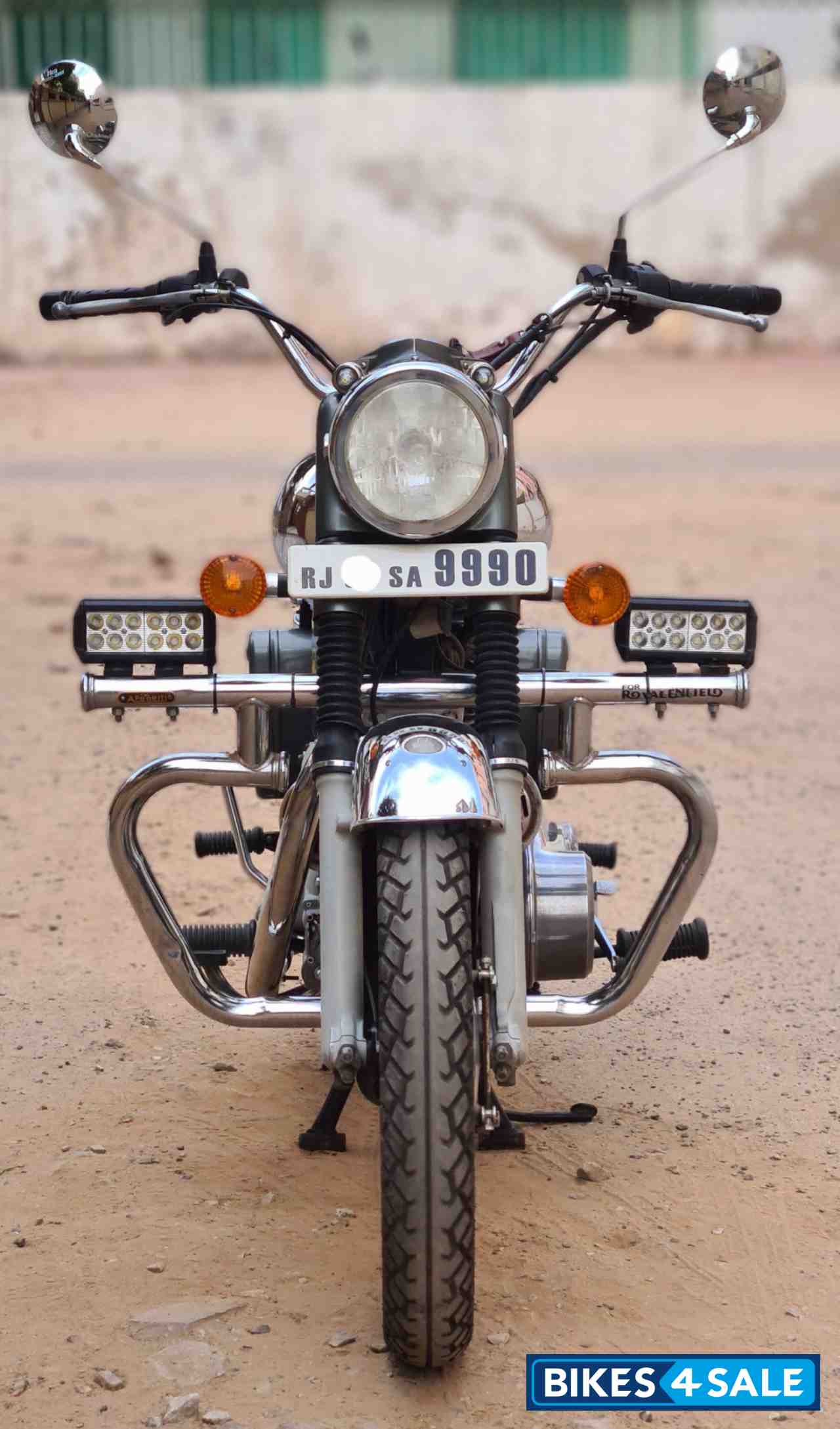 Chrome And Green Royal Enfield Bullet Machismo A350