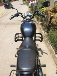 Royal Enfield Thunderbird 350