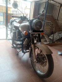 Royal Enfield Classic 350 BS VI