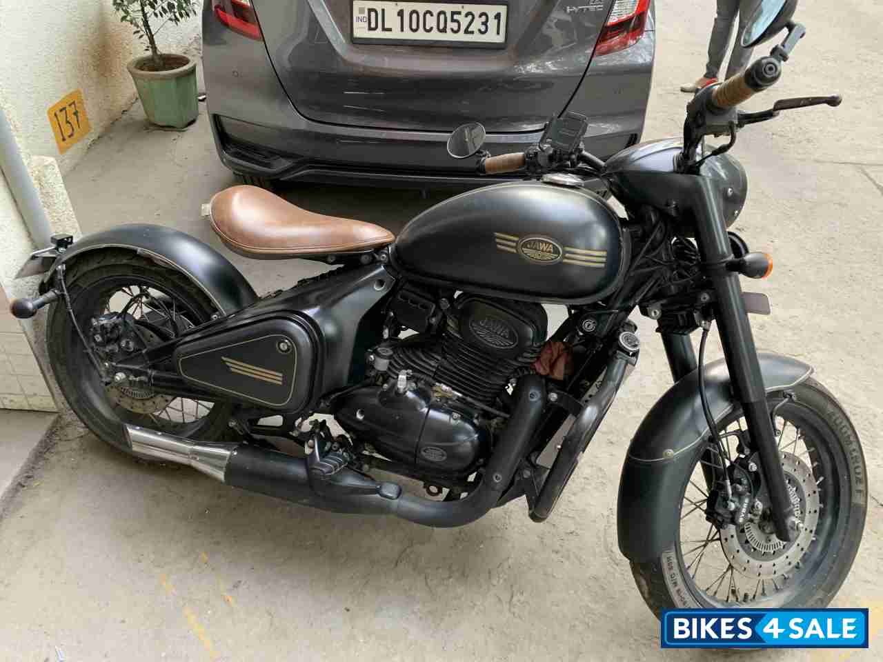 Black Jawa Perak BS6