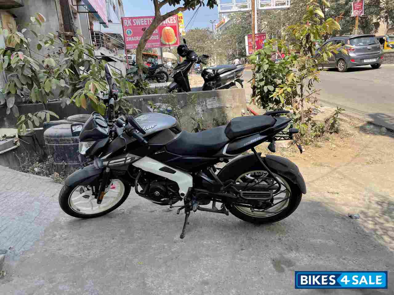 Bajaj Pulsar NS 160 BS6