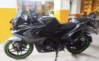 Bajaj Pulsar RS 200 ABS