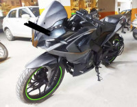 Bajaj Pulsar RS 200 ABS