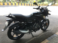 Black/silver Bajaj Pulsar 150 Neon BS6